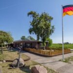 Belt Camping Fehmarn Eingangsgebaeude mit Rezeption auf dem Campingplatz 150x150