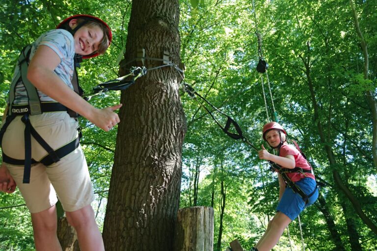 Camping Borken am See Freizeit im Kletterwald Borken fuer Gaeste vom Campingplatz 768x512