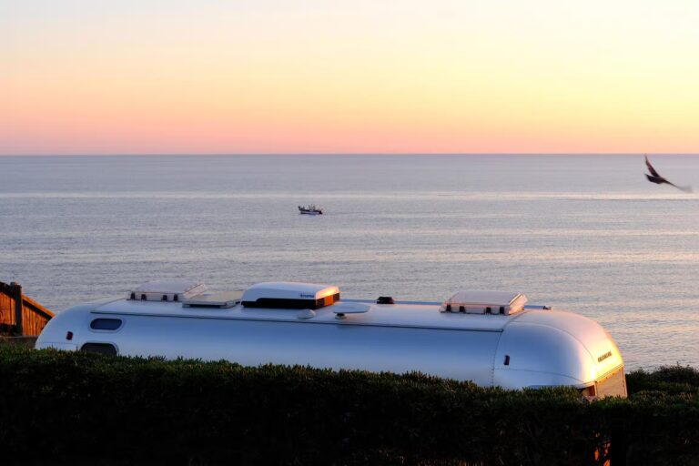 Camping Castels Les Criques de Porteils Camping Les Criques de Porteils Standplatz am Meer bei Sonnenuntergang 2dcbb6f3 1585 41b7 a20e d37fb6e2f4ab 768x512
