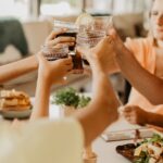 Camping De Kleine Wolf Gaeste geniessen Speisen und Getraenke aus dem Restaurant des Campingplatzes 4fc5befb efff 4a85 ac27 f127517451d2 150x150