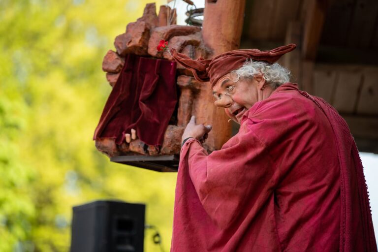 Camping De Wildhoeve Animationsshow fuer Kinder auf dem Campingplatz 768x512