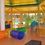 Camping Hopfensee Zwergerl Pavillon Spielhaus fuer Kleinkinder auf dem Campingplatz 150x150