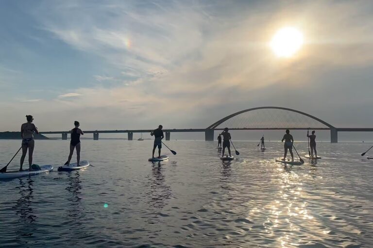 Camping Miramar Stand Up Paddling in der Naehe vom Campingplatz 768x512