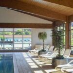 Camping Muenstertal Indoor Pool vom Campingplatz mit Liegestuehlen 150x150