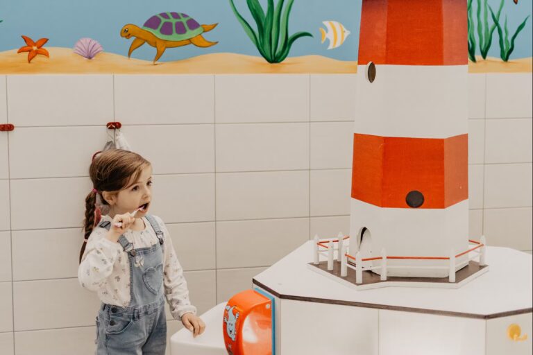 Camping Strukkamphuk Kindersanitaerbereich auf dem Campingplatz ab4c6ca4 7b98 4c90 bda3 3fd7760b87ae 768x512