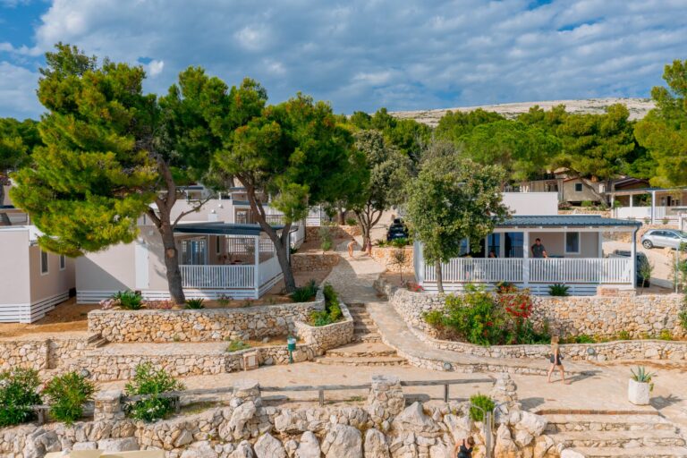 Camping Village imuni Mobilheime auf dem Campingplatz 2f9640a3 5f8b 4e07 9b47 e81c198bd861 768x512