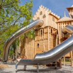 Camping Wirthshof Abenteuerspielplatz aus Holz mit Riesenrutsche und Klettergeruest 150x150