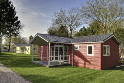 Camping Wulfener Hals Mobilheim mit Terrasse auf dem Campingplatz b4cb4f7a 3c9f 43c1 bfa7 31049b25160f 400x267