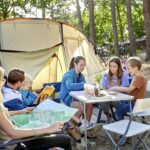 Camping und Ferienpark Havelberge Gaeste entspannen vor ihrem Zelt c7c6dbe6 0d59 4a1c 9e3c 86e322317be7 1 150x150