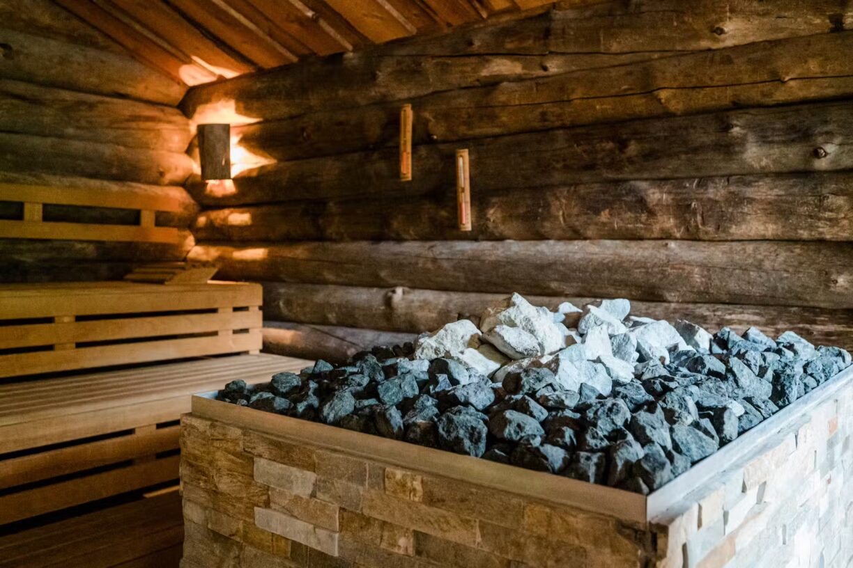 Campingpark Kalletal Blocksauna im Sanitaergebaeude des Campingplatzes c8c56a88 92d8 41b3 abd5 e015dd53b099 1224x816