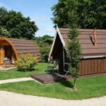 Campingpark Kerstgenshof Mobilheime vom Campingplatz mit Veranda im Gruenen 150x150