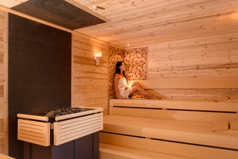 Campingpark Kuehlungsborn Camper in der Sauna vom Campingplatz 768x512