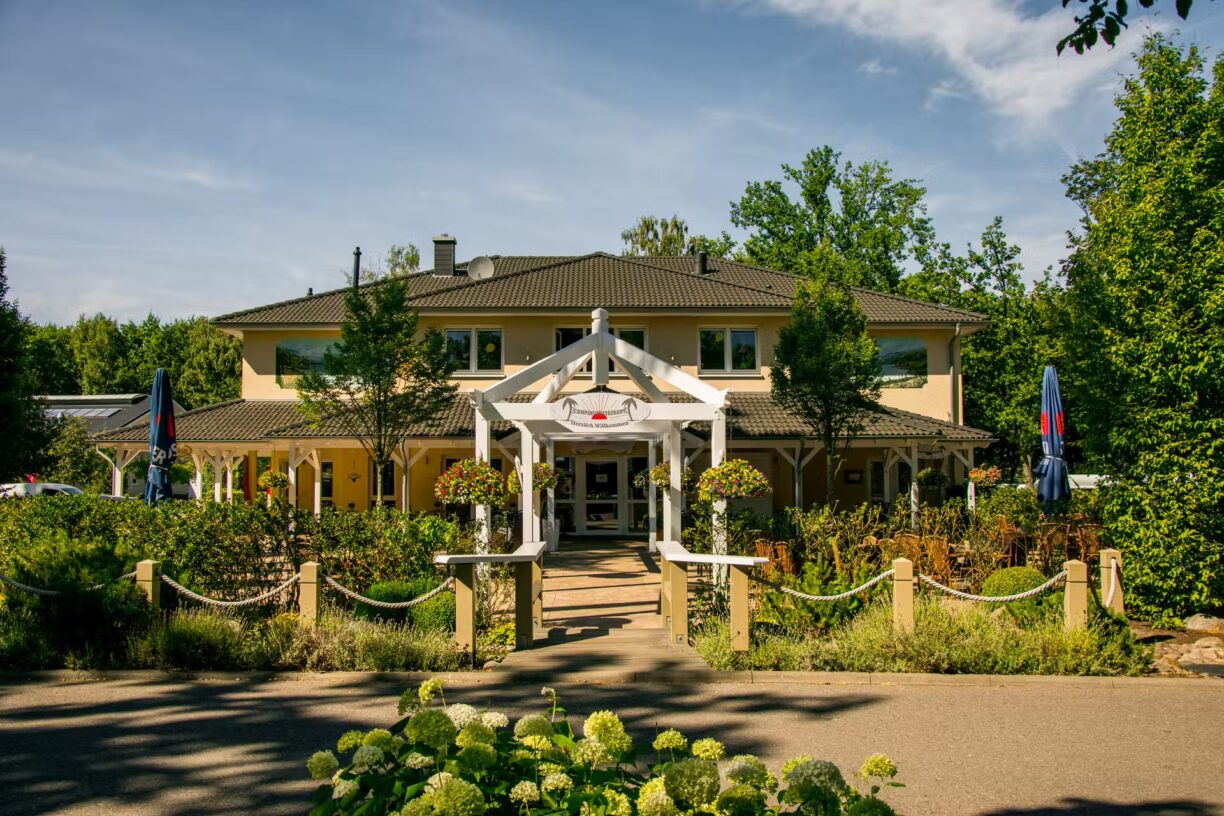 Campingpark Kuehlungsborn Restaurant vom Campingplatz im Gruenen 1224x816