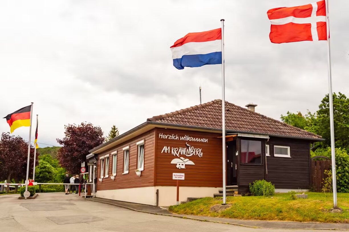 Campingplatz Am Kraehenberg Haus der Rezeption auf dem Campingplatz 1224x816