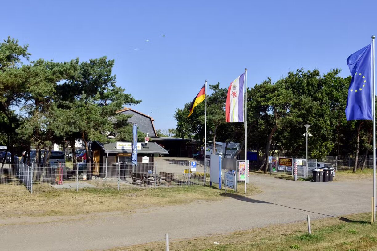 Campingplatz An den Strandduenen Einfahrt des Campingplatzes 462e1186 eb33 4b4d 8667 12c94c5ce0d9 1224x816