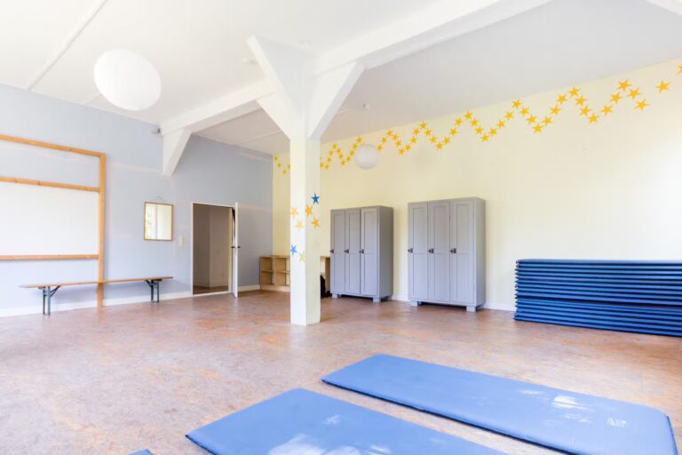 Campingplatz Eulenburg Matratzenlager im Campinghotel 32bd7338 2075 4d84 b150 3572380d3ffd 768x512