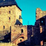 Campingplatz Hetzingen Blick auf Burg Nideggen in der Naehe vom Campingplatz 150x150