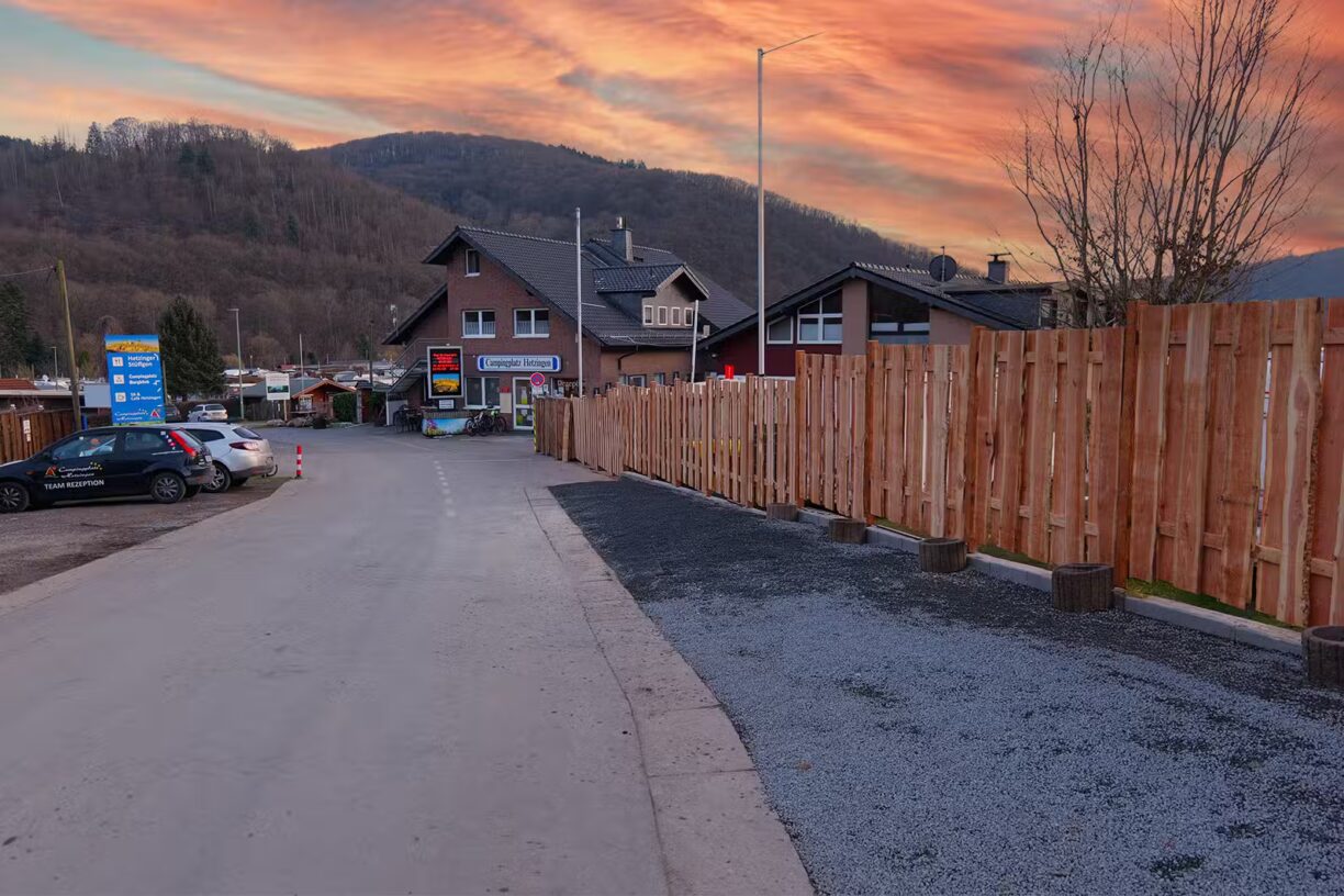 Campingplatz Hetzingen Einfahrt des Campingplatzes 79bc36fe 9f2f 4d1c ab88 2e82f1c8a4e1 1224x816