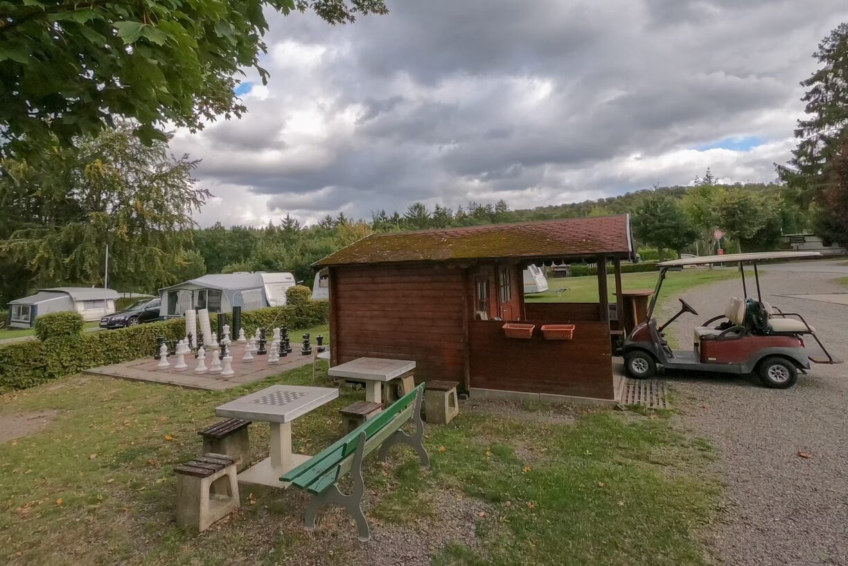 Campingplatz am Kraehenberg Riesenschach 1224x817