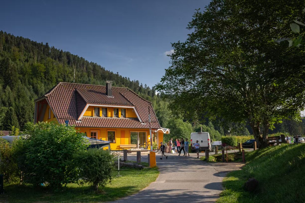 Family Resort Kleinenzhof Eingang des Campingplatz 1224x816