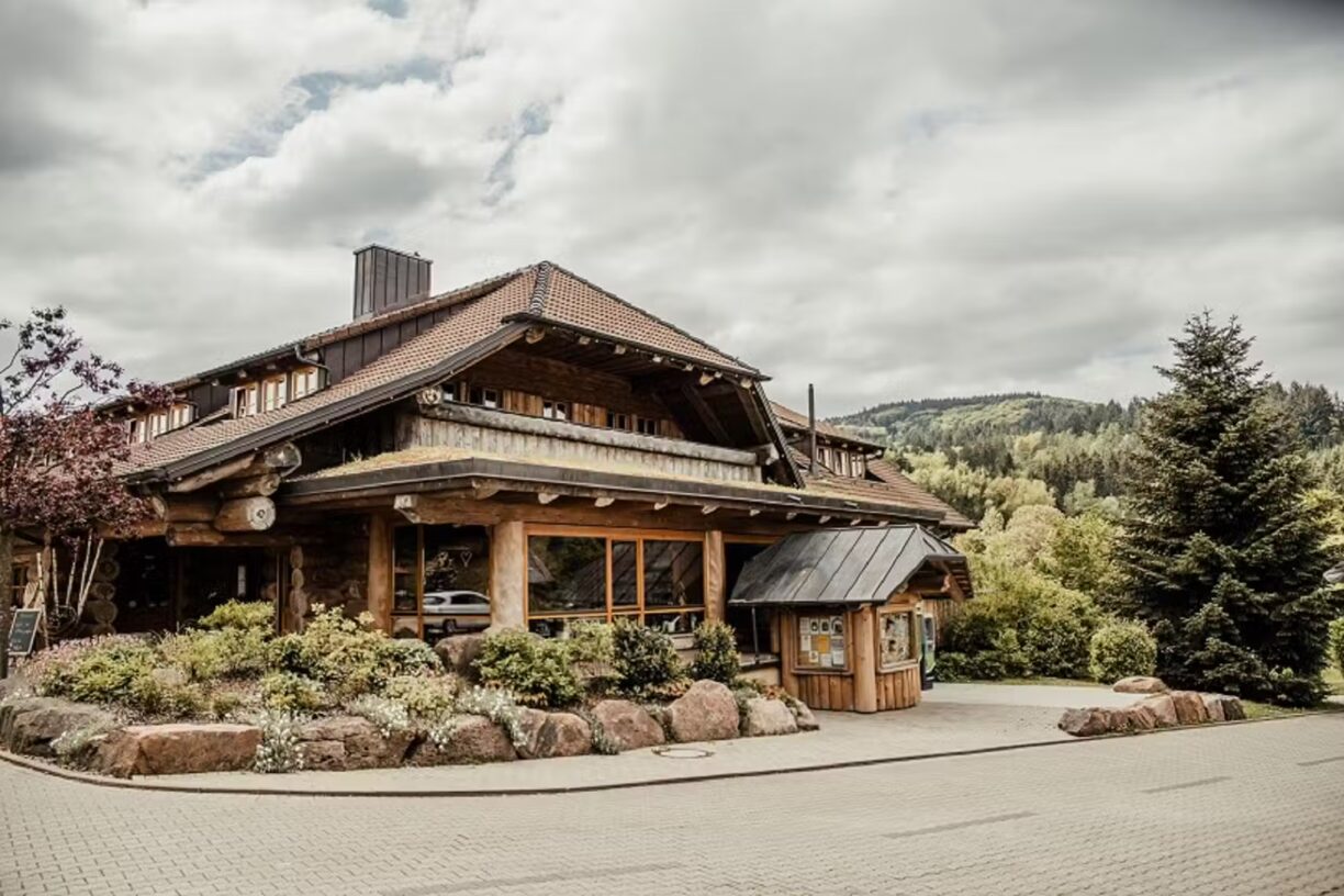 Ferienparadies Schwarzwaelder Hof Hauptgebaeude des Campingplatzes 7ff184b8 893f 441b 932b bc75b179944f 1224x816