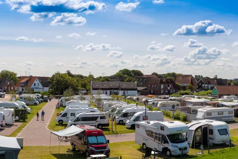 Ganzjahres Camping Camping direkt am Deich 034ccc55 b948 4fcf a172 ecc638c2fbd4 768x512