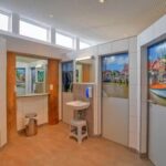 Ganzjahres Camping Neuharlingersiel Innenansicht vom Sanitaerbereich auf dem Campingplatz 150x150