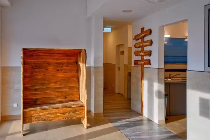 Ganzjahres Camping Neuharlingersiel Sanitaerbereich vom Campingplatz