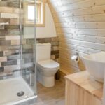 Harz Camp Goslar Innenansicht des Mobilheims Toilette 150x150