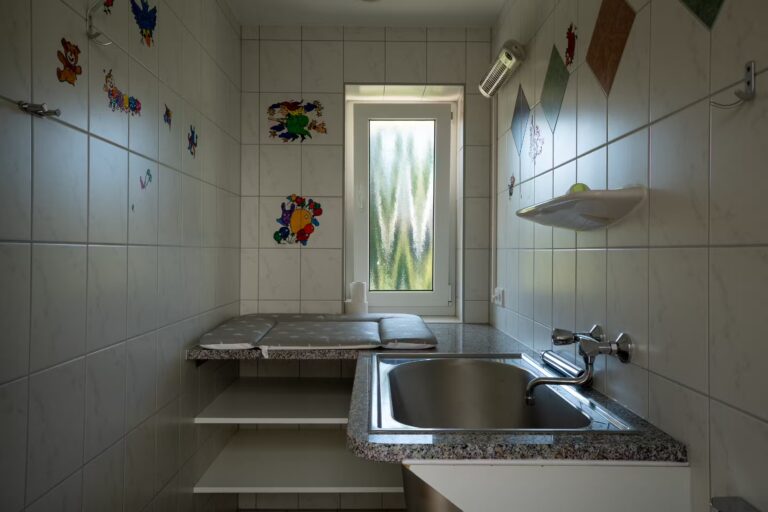 Hegi Familien Camping Wickeltisch 768x512