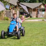 Kampeerdorp De Zandstuve Kinder fahren mit Vierrad 668483ae da5c 40fe be29 bb562d8f5a5b 150x150