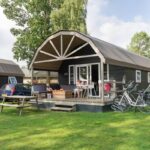 Kampeerdorp De Zandstuve Mobilheim mit Terrasse auf dem Campingplatz 150x150