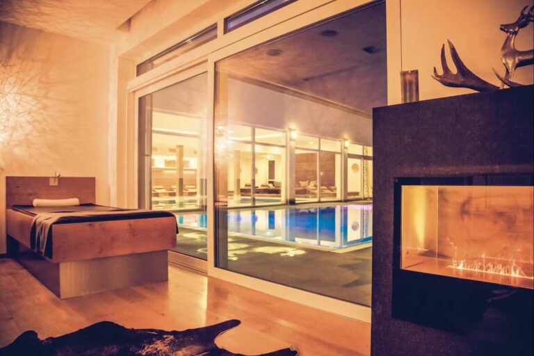 Kur und Feriencamping Max 1 Ruheraum mit Kamin cd036b02 ddbf 42d1 a72a b08a1bb7013a 768x512