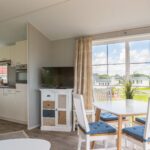 Ostseecamping Familie Heide Essbereich und Kueche im Mobilheim ff8c1af3 5039 49d1 b7cf f26ecf2a8e18 150x150