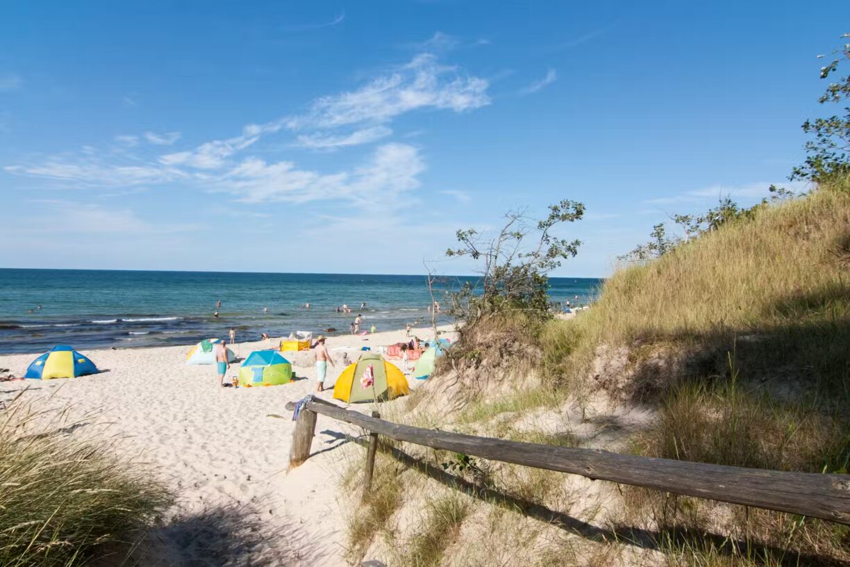 Regenbogen Nonnevitz Strand in der Naehe vom Campingplatz 1224x816