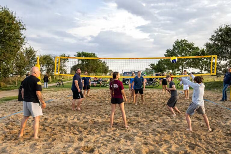 Rosenfelder Strand Ostsee Camping Beachvolleyballfeld auf dem Campingplatz beeaa39d 845d 45d0 8537 1b26adb73d3a 768x512