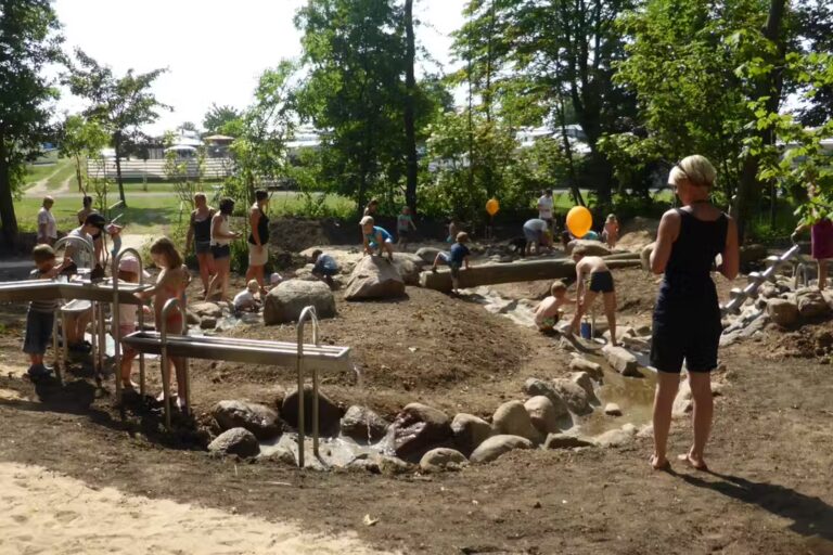 Rosenfelder Strand Ostsee Camping Wasserspielplatz fuer Kinder auf dem Campingplatz c323baa6 8ea5 4e98 bba7 a48c0d5e554a 768x512