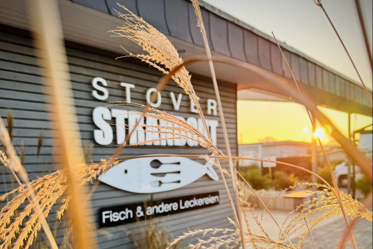 Stover Strand Camping Restaurant mit Terrasse auf dem Campingplatz c7310d7a 83a1 43be 9e94 041189401d55 1224x816