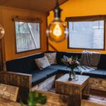 Vrijetijdspark Beerze Bulten Glamping Zelt mit Sofa 150x150