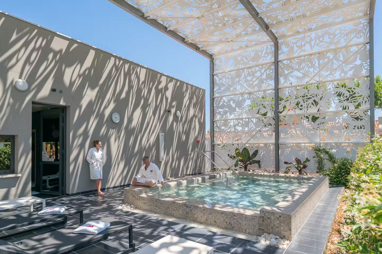 Yelloh Village Le Brasilia Jacuzzi auf dem Campingplatz 1224x816