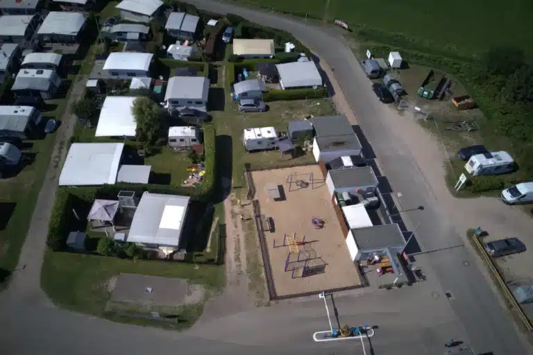 eBUUNfa evOy.jpg 768x512