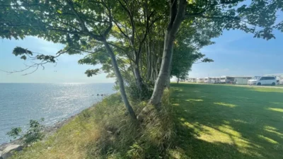 willkommen auf dem campingplatz 400x225