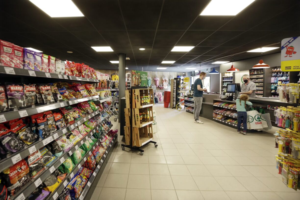 Camping De Paal Supermarkt auf dem Campingplatz 5da8ee04 d8b2 4f10 960d e28aef545c0f 1224x816