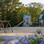 Vakantiepark De Twee Bruggen Spielplatz auf dem Campingplatz 565b4c1d fcf0 4f34 95f3 3192ea425fcd 150x150