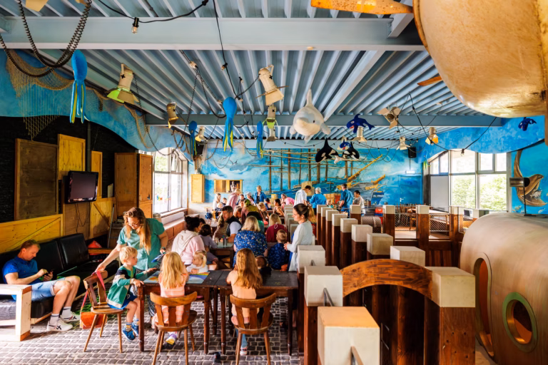 Vakantiepark Leukermeer Kinder im Kidsclub f4cb2ca0 dcd8 45d1 918e ea4c0e3f11b5 768x512