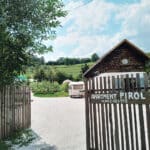 apartment und camping pirol gornja breza naturnah gruen grosser garten berge nahe am sarajevo vares konjic visoko breza campervan fahrradtour bosnien herzegowina kl 150x150