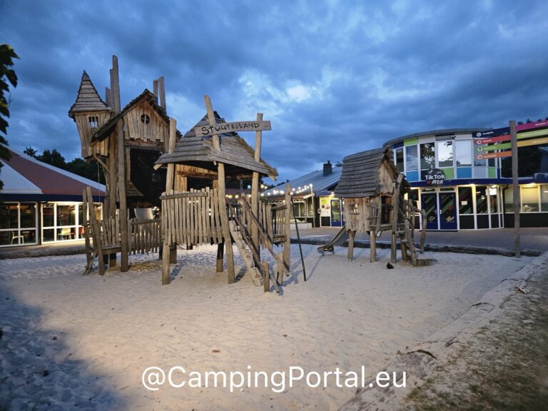 waterstamp VoJ0shX6dd1R 768x576