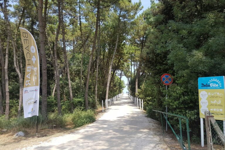 Adriano Family Collection - Bild 13