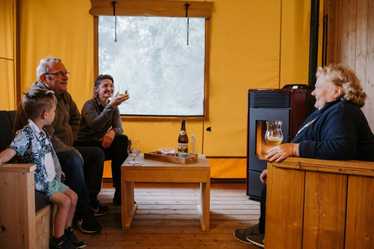 Arden Parks Signy L'abbaye - Bild 12