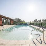 Arden Parks Signy L'abbaye - Bild 2